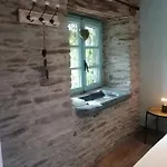 La Maison De Madeleine * Léglise