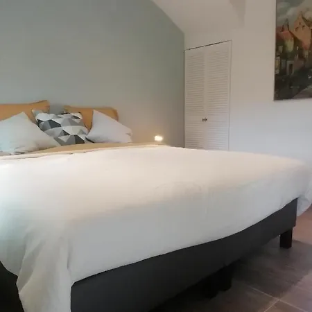 La Maison De Madeleine Ferienhaus *